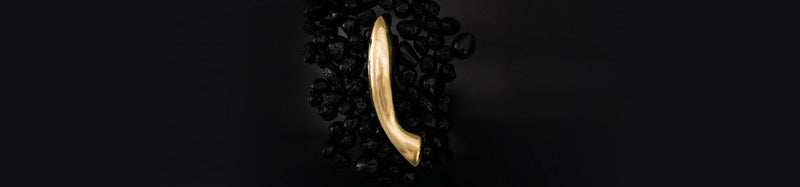 Featuring LELO OLGA Gold